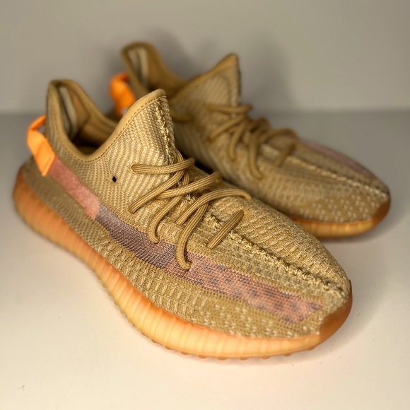 Adidas x Yeezy Boost 350 V2 - Picture 2 of 7